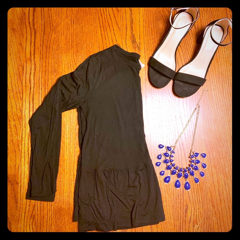 Black long sleeve peplum top